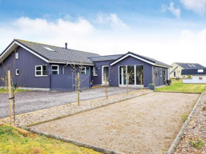 Vintage Holiday Home in Brovst with Jacuzzi